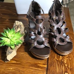 Banana Republic Gladiator Brown Wedges Cork Sz 9
